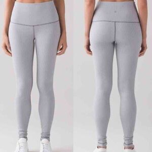 Lululemon leggings size 6